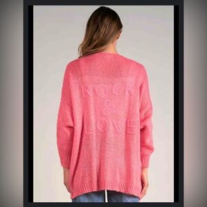 ELAN Gisele Rock & Love Rose Cardigan NWT OS
Festival Ready Rock-and-roll Cool 🌟